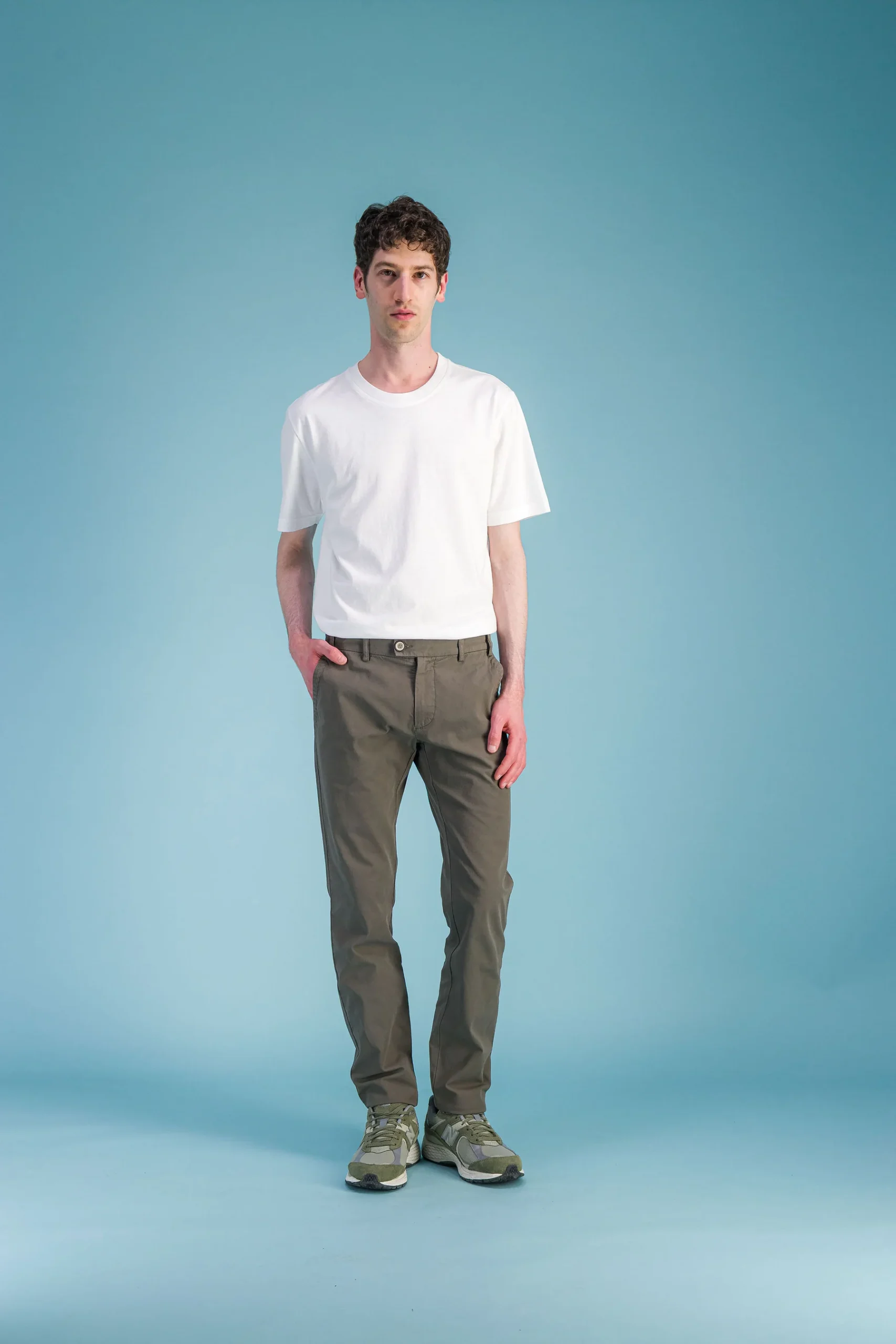 Khaki Lightweight Organic Cotton City Trousers Men – JAGVI - Image 2